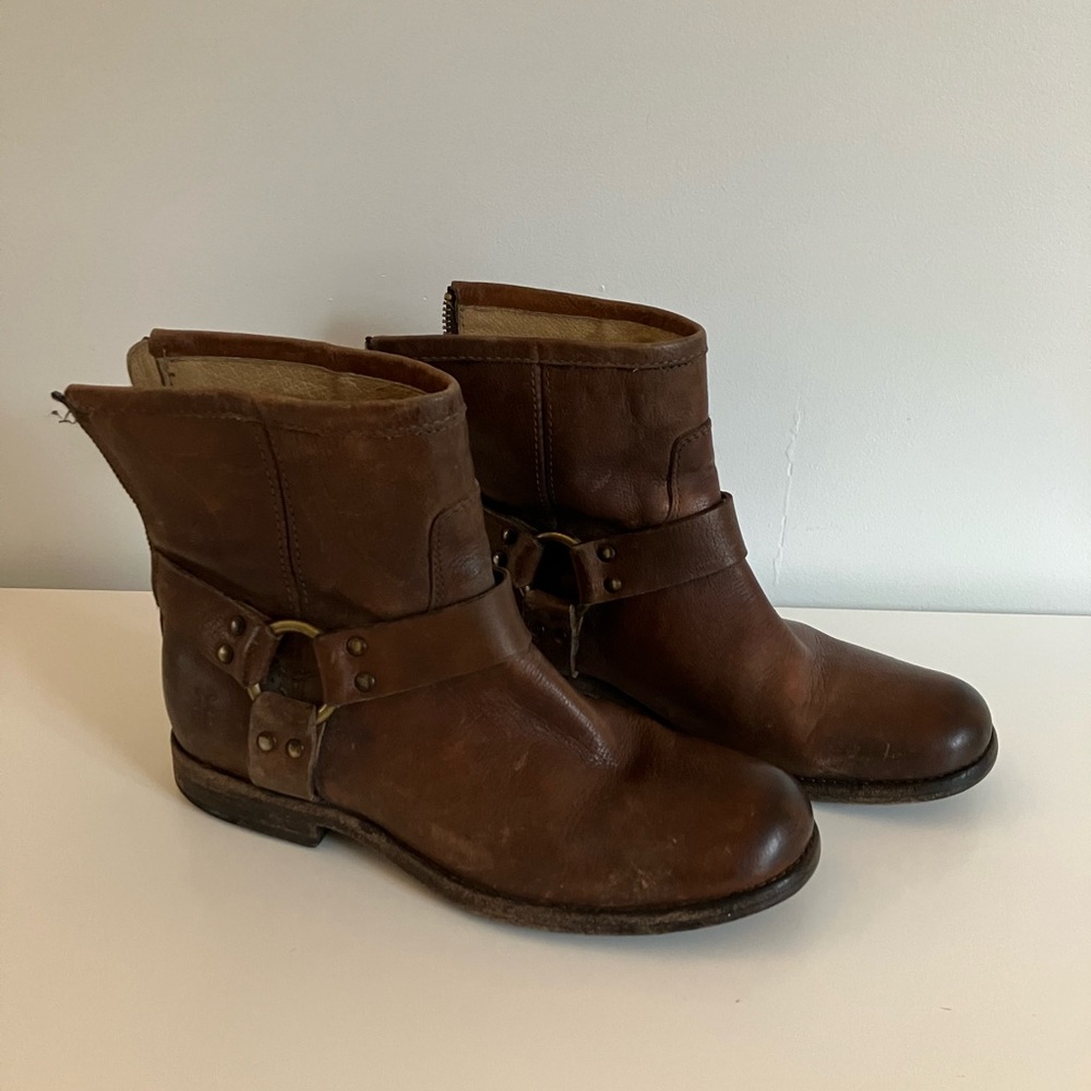 Frye Phillip Harness Short